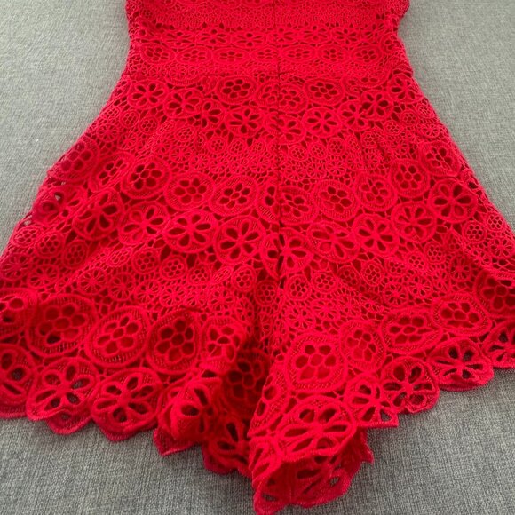 New! Francescas's Miami Lace Romper Large Red V-Neck Cap Sleeve Gorgeous Elegant - Picture 9 of 10